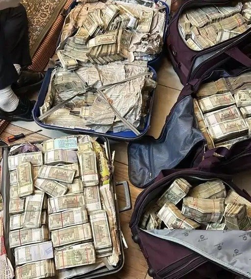 punjab-dig-corruption-case cbi-raid-chandigarh 5-crore-cash-found 