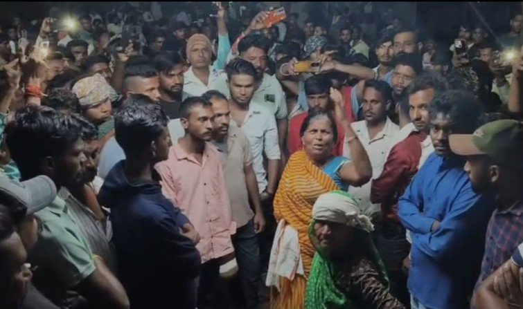 परिजनों का चक्काजाम