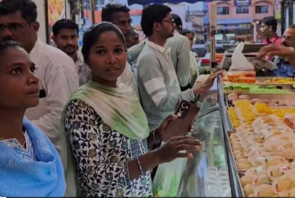 सरंडर नक्सलियों की दिवाली