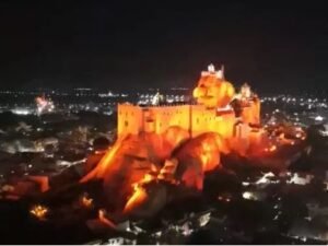 सांस्कृतिक एकता और गौरव का प्रकाश भी