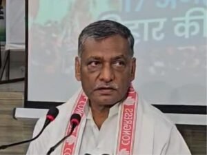 कांग्रेस नेता और राज्यसभा सांसद अखिलेश सिंह