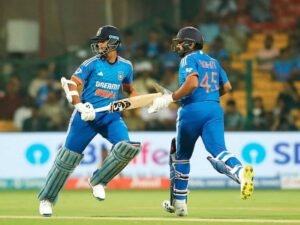 यशस्वी जायसवाल को रोहित शर्मा के साथ ओपनिंग करने का मौका मिल सकता है।