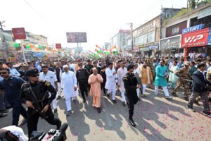 गोरखपुर में सीएम योगी की एकता यात्रा