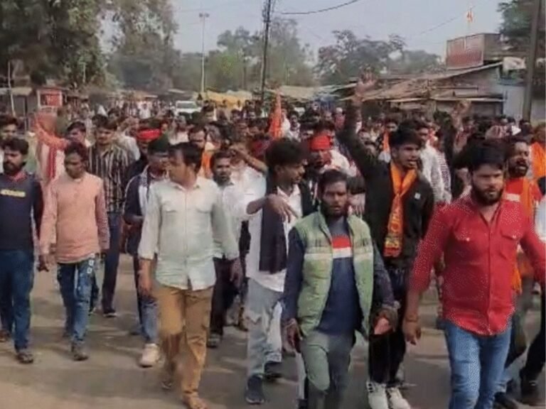 Goharganj Girl Rape Lathicharj