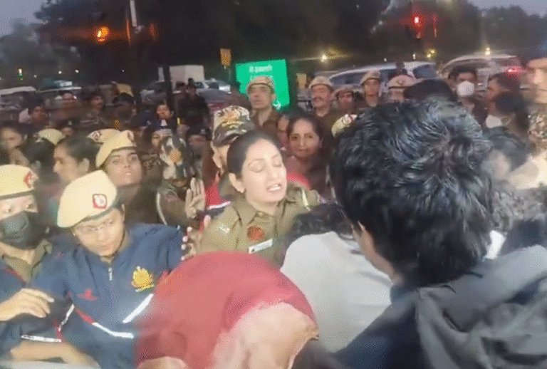 Air Pollution Delhi Protest