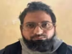 आरोपी इश्तियाक मौलवी