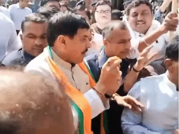 Bihar NDA victory celebration Bhopal BJP office