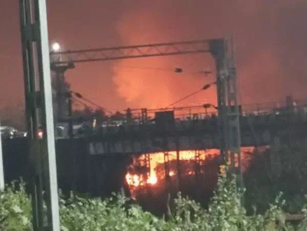 bhopal-timber-market-major-fire-near-railway-station