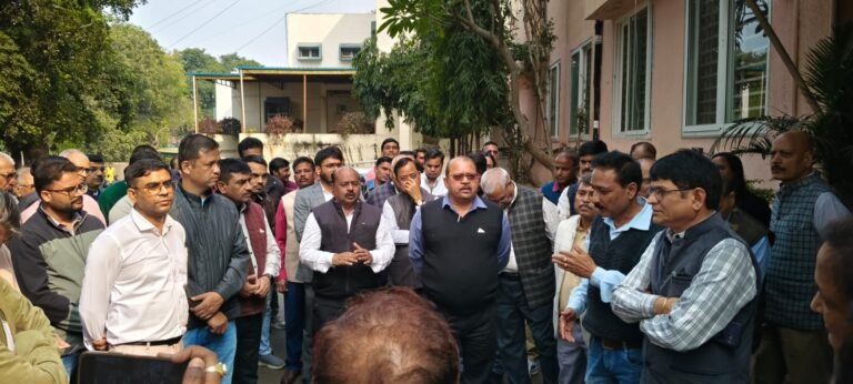 officers and employees on indefinite strike 