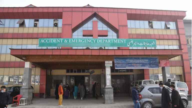 delhi-blast-investigation-kashmir-doctors-gmc-srinagar-2025