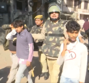 पत्थरबाजी करने वाले उपद्रवी हिरासत में