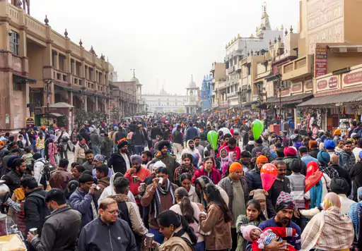 new-year-crowds-kashi-ayodhya-khatushyamji-jaisalmer