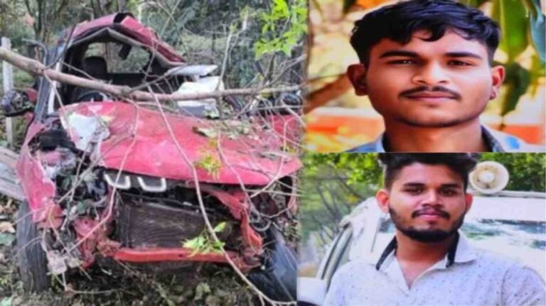 "PSC की तैयारी कर रहे युवकों की कार रतनपुर रोड पर पलटी, हादसे में दो की मौत"