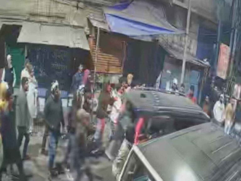 Raipur News: रायपुर में यूथ कांग्रेस नेता की तेज रफ्तार कार ने मचाया उत्पात