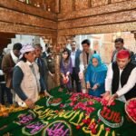 Akhilesh Yadav Dargah Agra