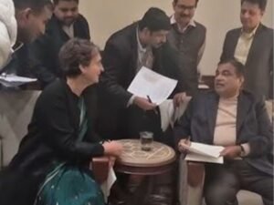 गडकरी ने प्रियंका से मुलाकात की। 