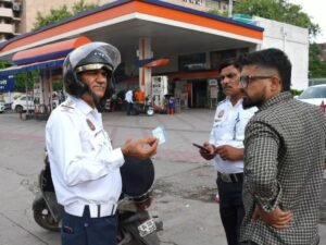 'नो PUC, नो फ्यूल