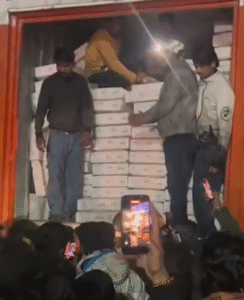 25 टन मांस के पैकेट बरामद