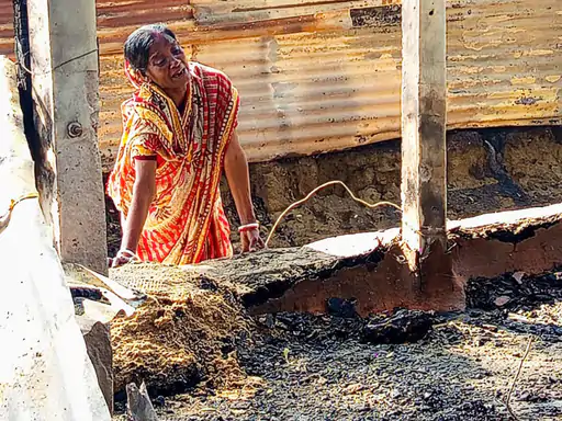 bangladesh-chattogram-hindu-homes-burnt-minority-attack