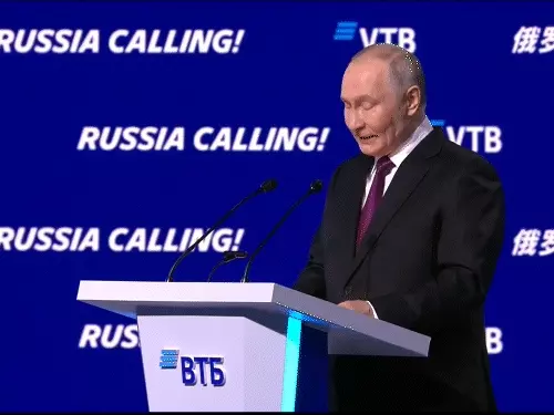 Russia Says US Pressuring India on Oil