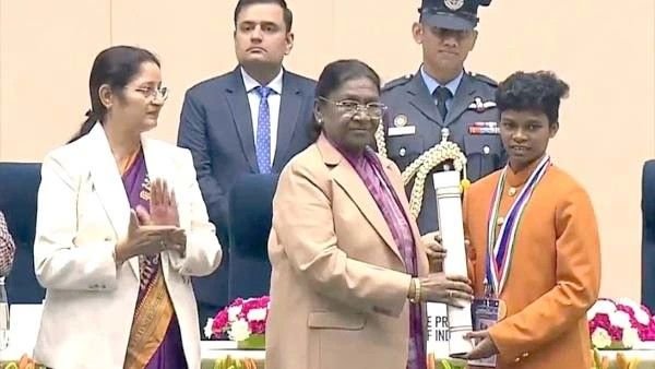 योगिता मंडावी कोण्डागांव की जूडो खिलाड़ी योगिता मंडावी को प्रधानमंत्री राष्ट्रीय बाल पुरस्कार से सम्मानित