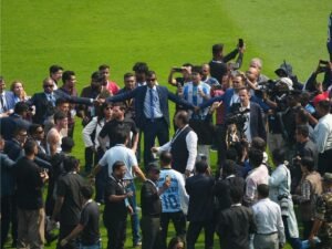 भीड़ प्रबंधन व्यवस्था और दर्शकों को प्रदान की गई सुविधाओं का निरीक्षण करेंगे