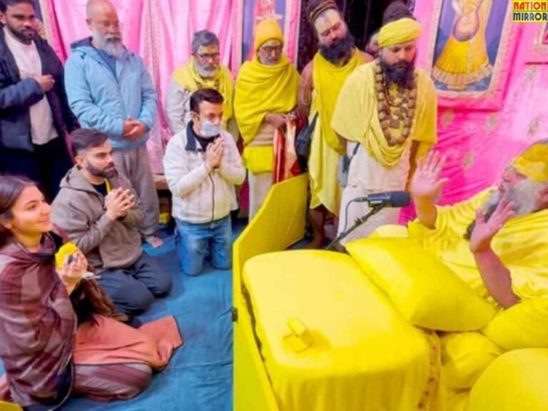 virat kohli met premanand maharaj: प्रेमानंद महराज का आशीर्वाद लेने पहुंचे विराट और अनुष्का, वीडियो वायरल...