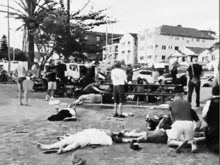 सिडनी के बॉन्डी बीच पर रविवार शाम भारी गोलीबारी (1)