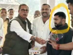 कांग्रेस के बड़े नेताओं के साथ युवा कांग्रेस अध्यक्ष अवनीश सिंह गहरवार