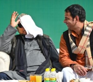 चूड़ा दही भोज कार्यक्रम में शामिल हुए लालू