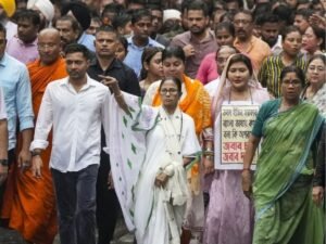  ED की कार्रवाई पर ममता का मार्च