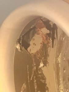 दाहिने इंजन को हुआ नुकसान