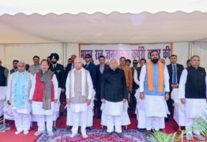 CM नीतीश ने कर्पूरी ठाकुर को दी श्रद्धांजलि