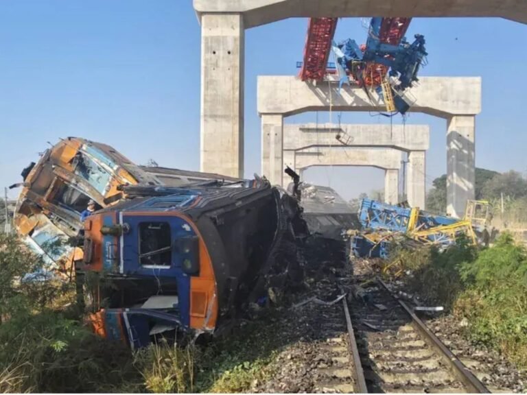 Thailand Train Crane Accident