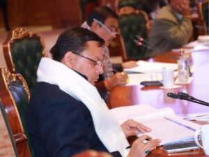  CM धामी हुए शामिल