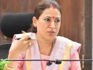 सोमेश्वर विधायक और कैबिनेट मंत्री रेखा आर्य