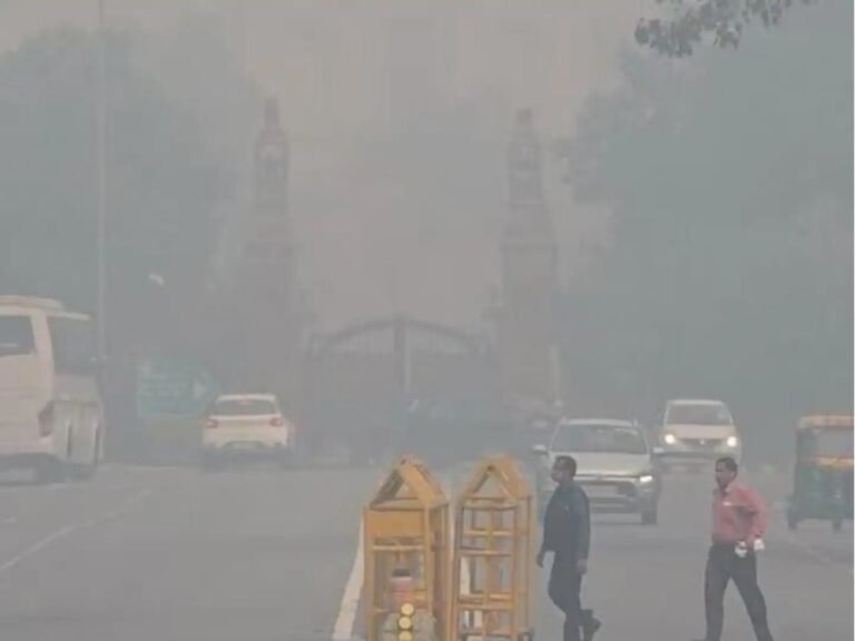 GRAP-3 restrictions lifted Delhi