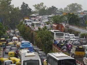 BS-III पेट्रोल और BS-IV डीजल कारों पर लगा प्रतिबंध हटा