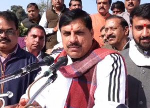 पढ़ने की आदत भी विकसित करें