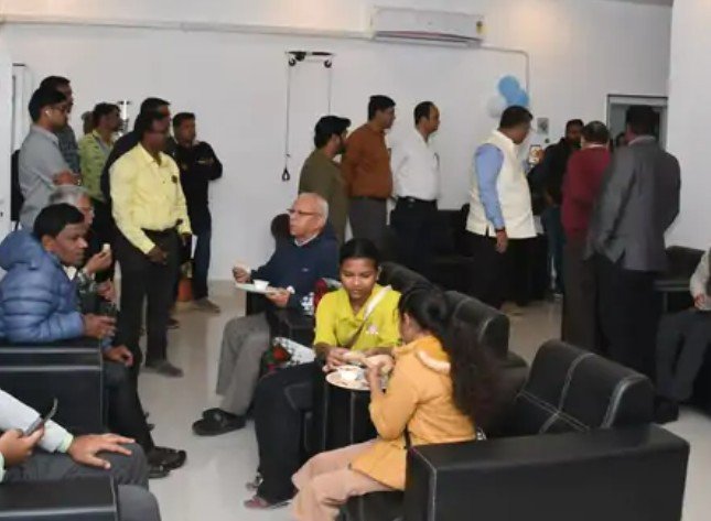 raipur railway station healthy waiting lounge हेल्दी फूड की सुविधा