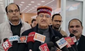 कैबिनेट मंत्री गणेश जोशी