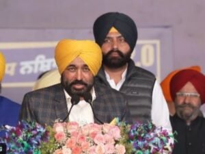 CM मान बोले - मैं तुम्हारी जड़ों में बैठूंगा