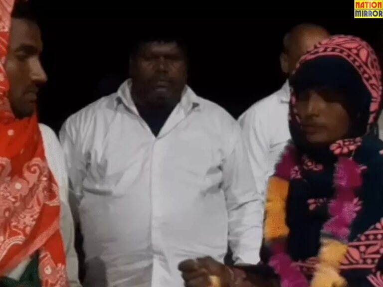 Chachi Bhatija Affair Exposed