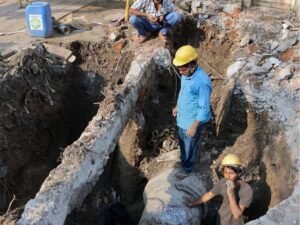 पाइप लाइन का काम जारी