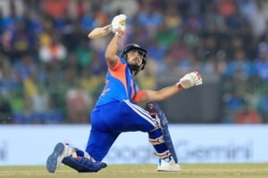 ईशान ने लगातार दूसरी फिफ्टी