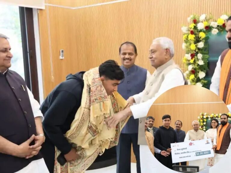 Vaibhav Meet CM Nitish