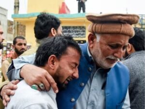 69 लोगों की मौत