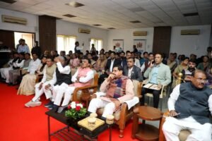 CM ने देखा बजट का प्रसारण