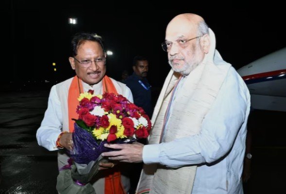amit shah chhattisgarh visit naxalism deadline meeting
