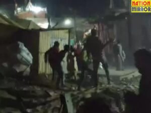 देर रात की तस्वीर